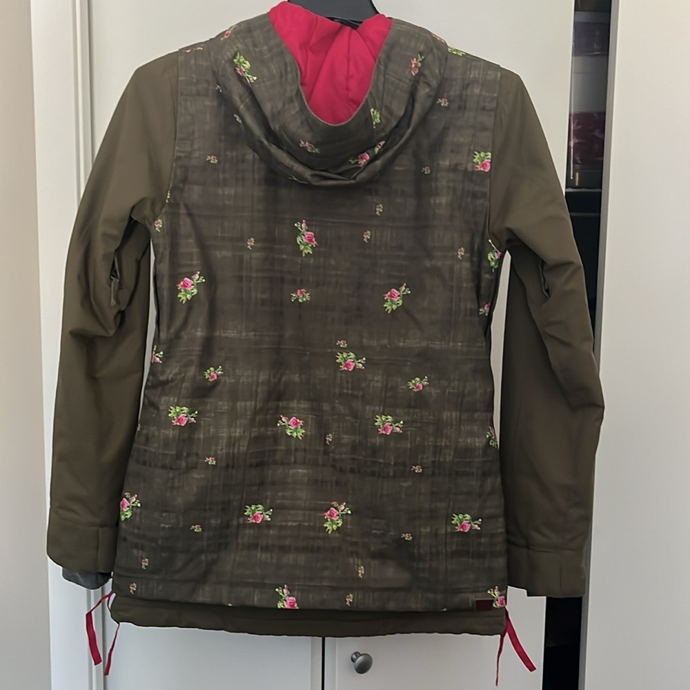 Roxy Snowboard Jacket - Picture 4 of 6